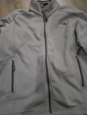 The North Face Men's Gray Full-Zip Jacket
